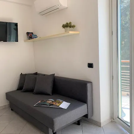 Vacanze Miramare Апартаменты *