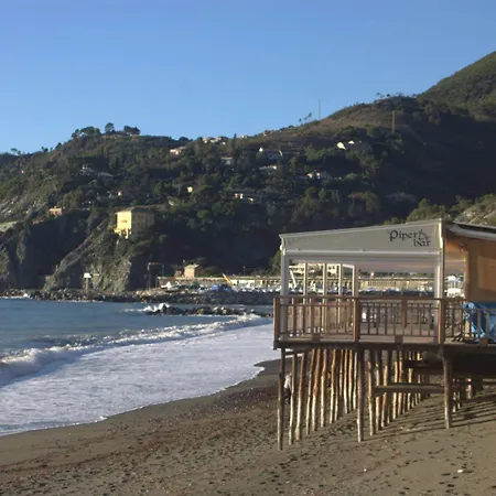 Vacanze Miramare * Леванто